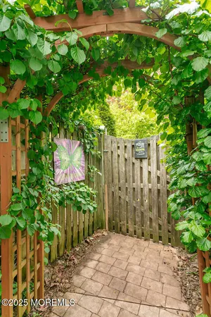 $20,000 | 85 Valley Avenue, Highlands, NJ 07732