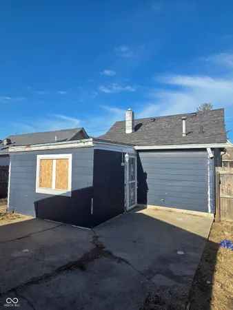$119,900 | 2339 Hoyt Avenue, Indianapolis, IN 46203