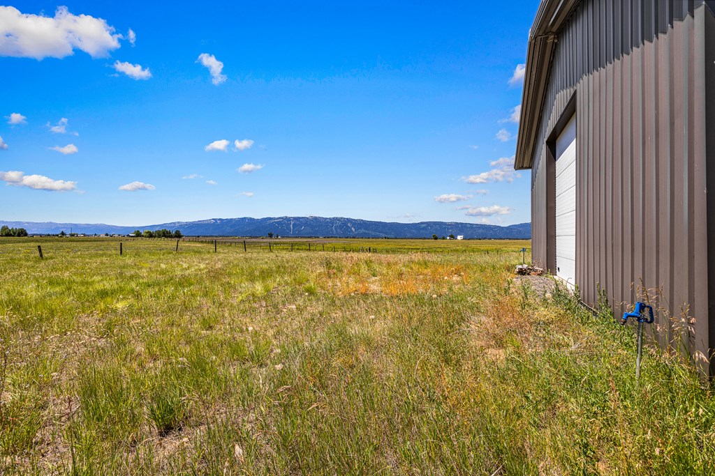 12231 Finlandia Road McCall, ID 83638 - Photo 12 of 20