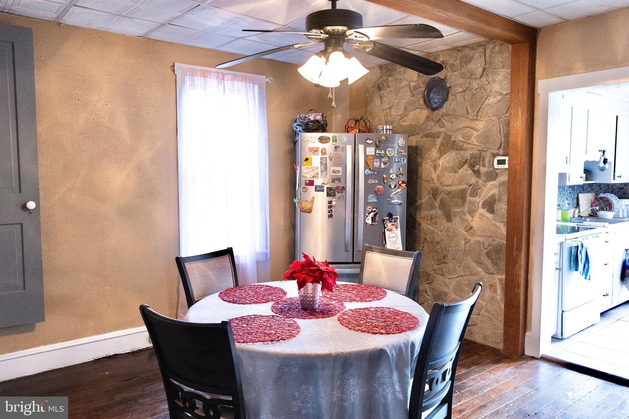 124 Akron Road Ephrata, PA 17522 - Photo 6 of 15 Gallery Image 6