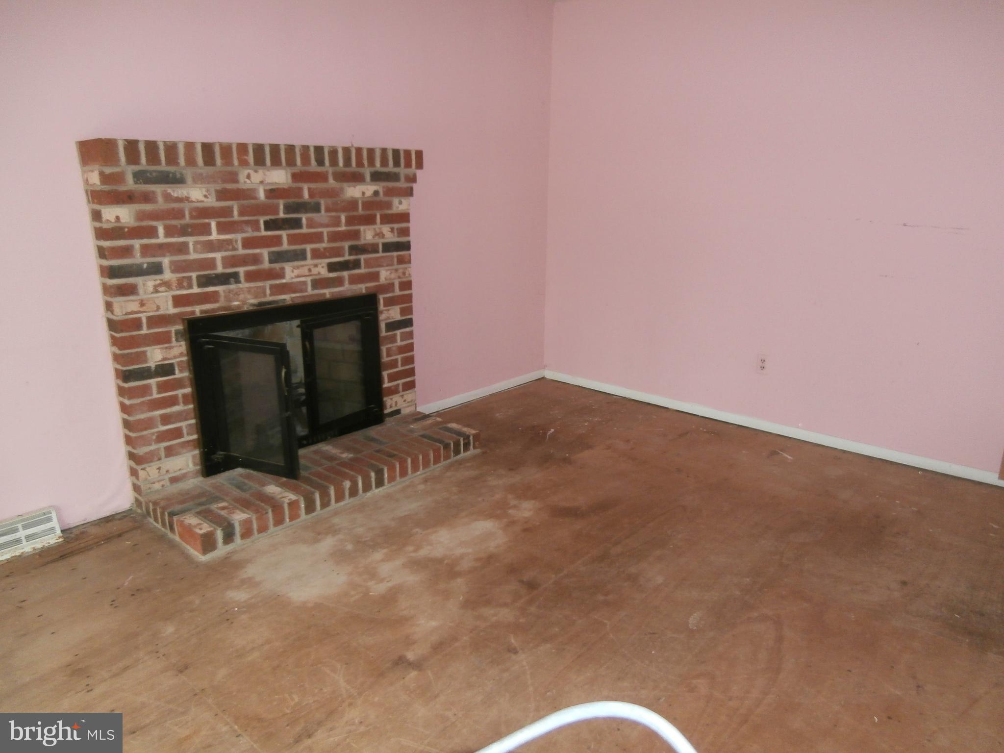 130 Heulings Avenue Riverside, NJ 08075 - Photo 8 of 17