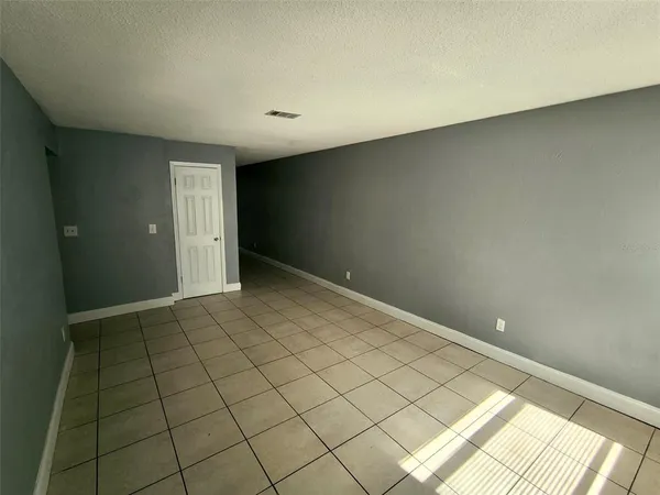 $1,195 | 321 South Adams Street, Unit 2, Daytona Beach, FL 32114