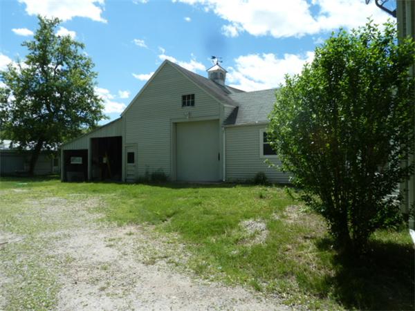 9 Depot Road Harvard, MA 01451 - Photo 3 of 5