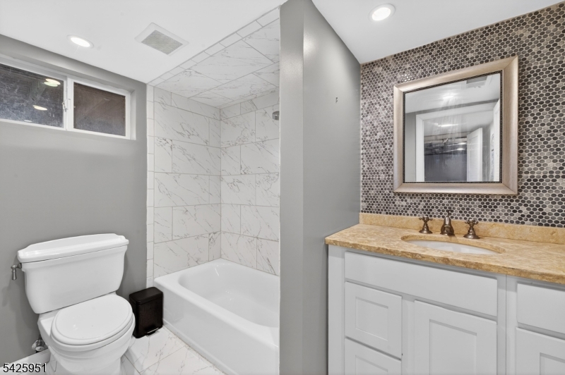 16 Devonshire Terrace Flanders, NJ 07836 - Photo 21 of 27