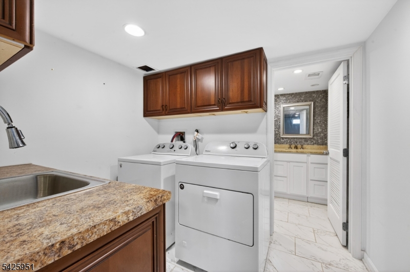 16 Devonshire Terrace Flanders, NJ 07836 - Photo 22 of 27