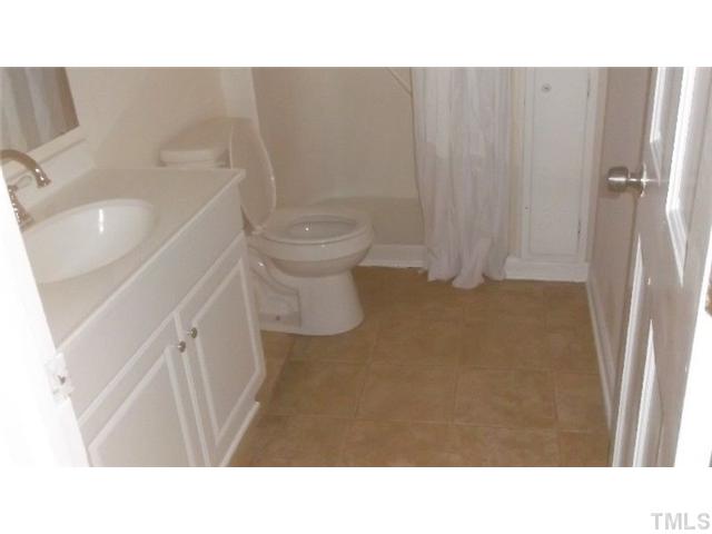 7925 Netherlands Drive Raleigh, NC 27606 - Photo 12 of 14 bath 2 2nd floor