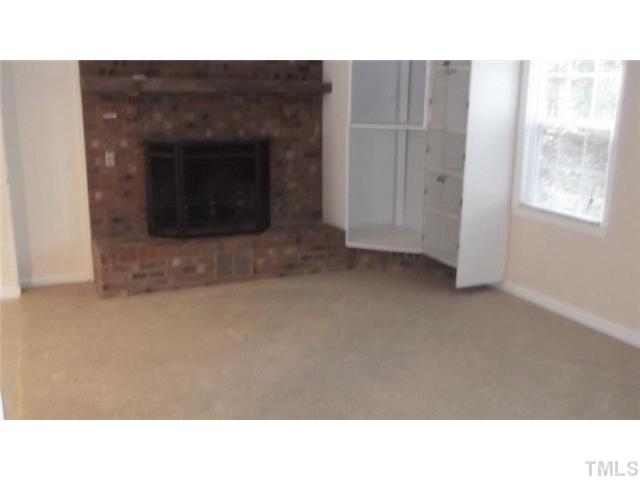 7925 Netherlands Drive Raleigh, NC 27606 - Photo 5 of 14 Gallery Image 5