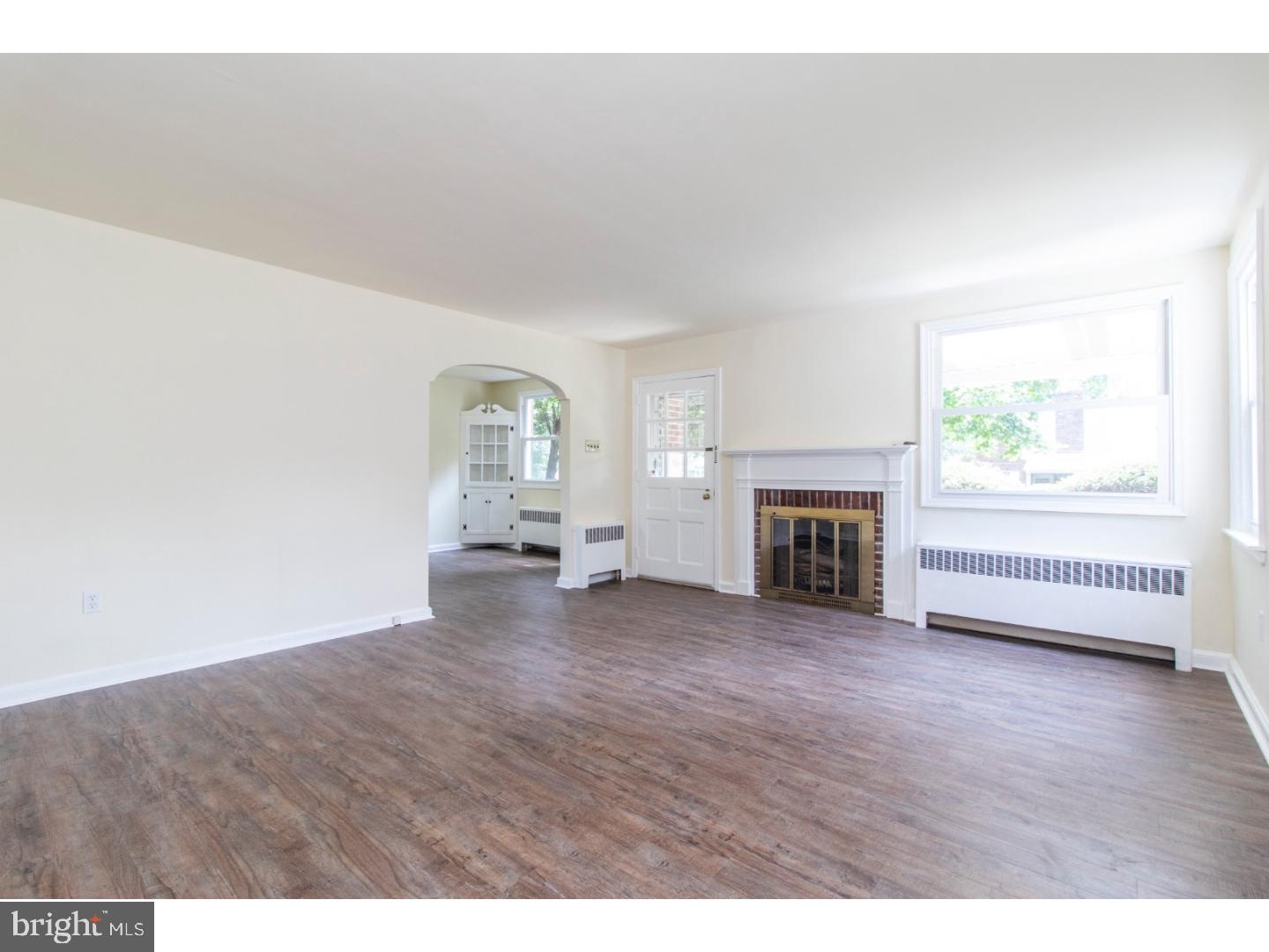 2105 Benezet Road Abington, PA 19001 - Photo 4 of 24 Gallery Image 4