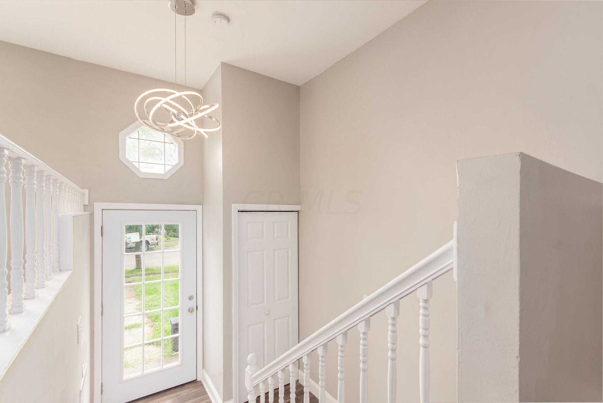 3927 Edendale Road Columbus, OH 43207 - Photo 4 of 26 006_5b54e4_M 3927 Edendale000