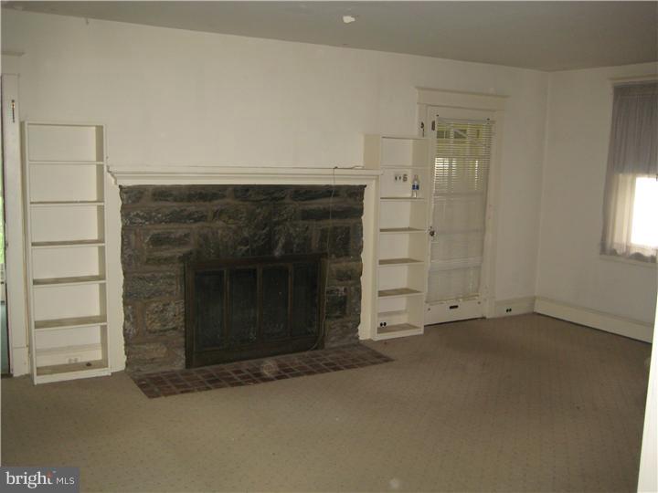 123 Sutton Road Ardmore, PA 19003 - Photo 8 of 13 Living Room