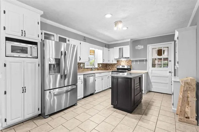 $260,000 | 129 Green Meadow Lane Northeast, Calhoun, GA 30701