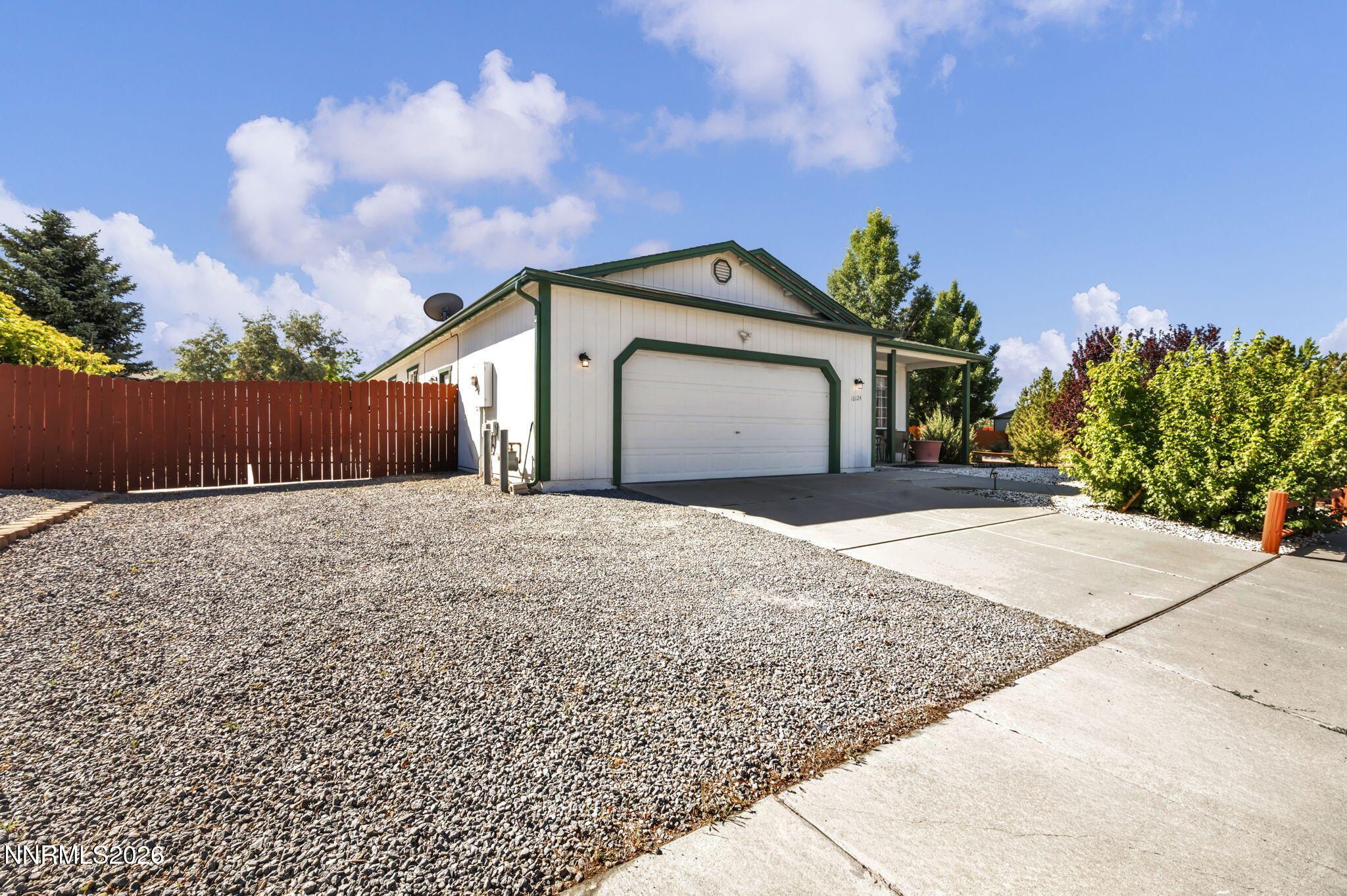18124 Pasado Court Reno, NV 89508 - Photo 3 of 26 4-web-or-mls-18124-pasado-ct