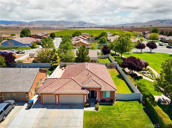 $525,000 | 1198 Canyon Drive West, Tehachapi, CA 93561