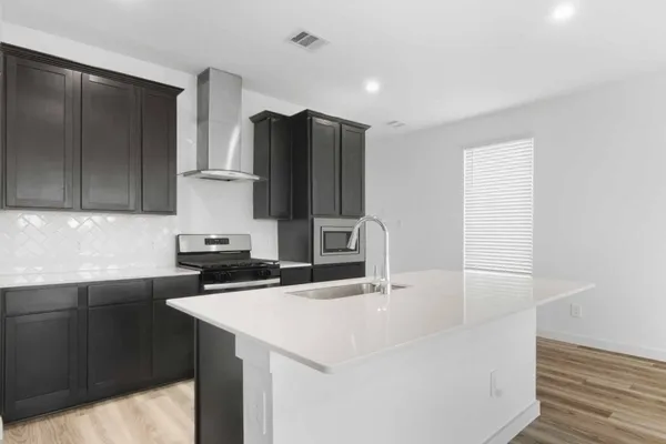 $2,400 | 12233 City Rose Court, Houston, TX 77047