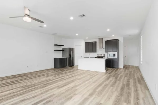 $2,400 | 12233 City Rose Court, Houston, TX 77047