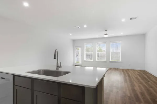 $2,400 | 12233 City Rose Court, Houston, TX 77047
