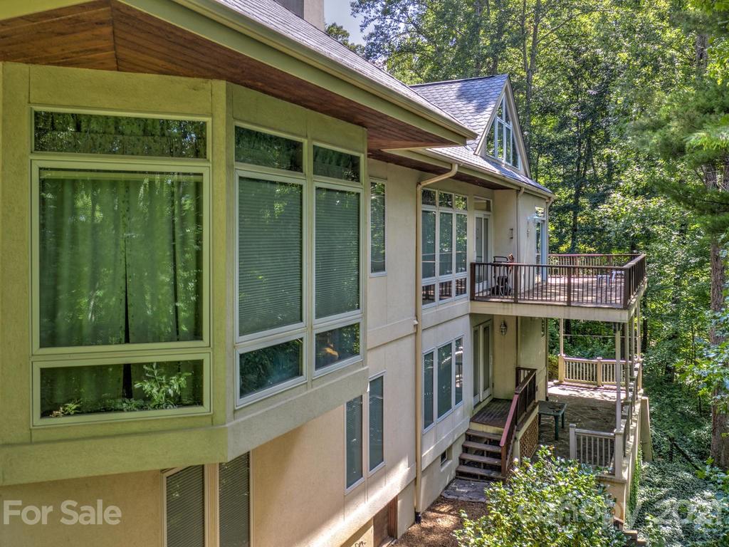 124 Hawk Ridge Asheville, NC 28804 - Photo 32 of 36 Gallery Image 32