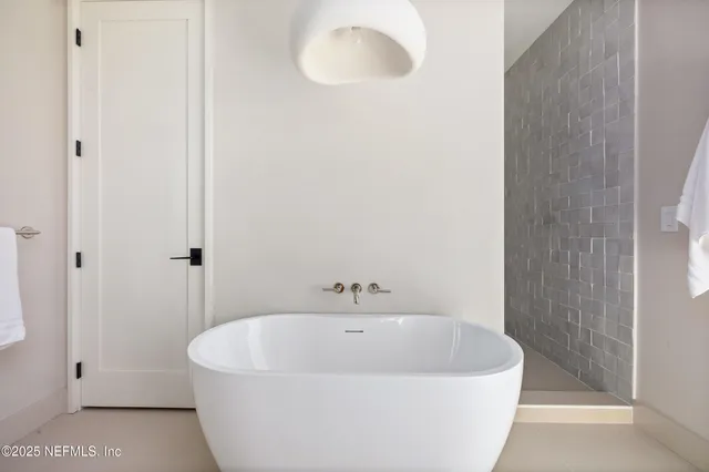 $4,200,000 | 1475 Ocean Boulevard, Atlantic Beach, FL 32233