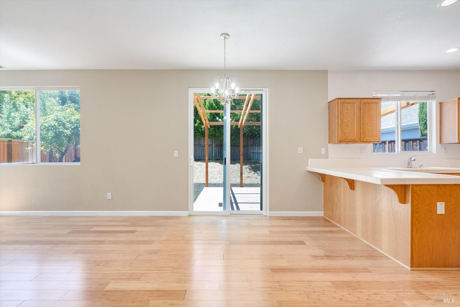 1715 Spur Ridge Lane Healdsburg, CA 95448 - Photo 9 of 39