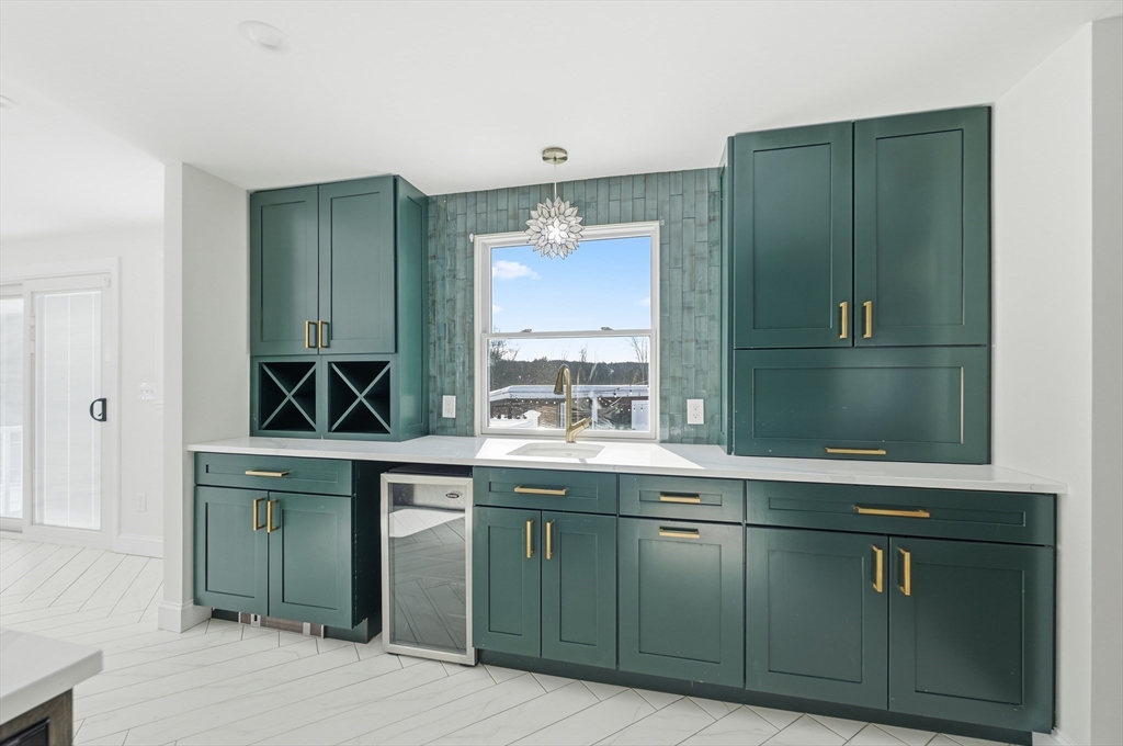 124 Everett Street Natick, MA 01760 - Photo 14 of 35