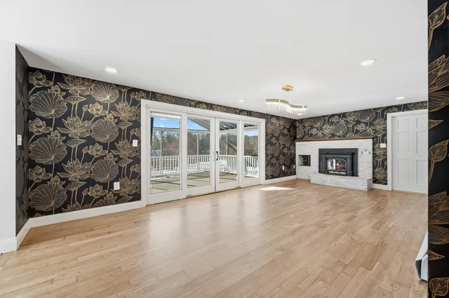 $1,799,000 | 124 Everett Street, Natick, MA 01760