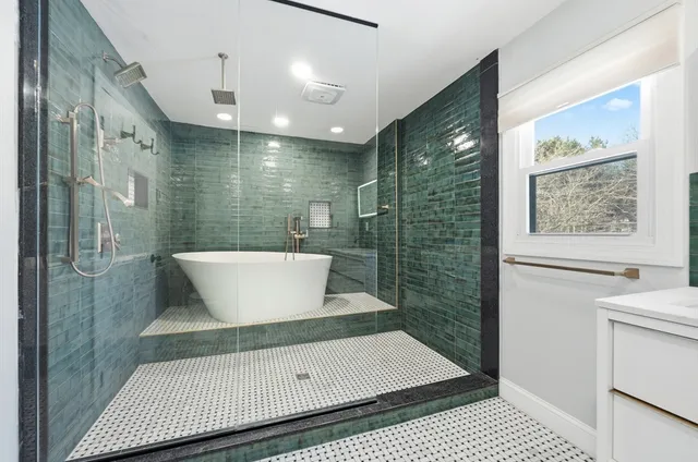 $1,799,000 | 124 Everett Street, Natick, MA 01760