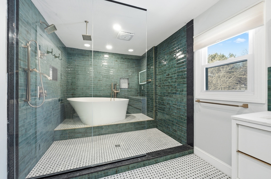 124 Everett Street Natick, MA 01760 - Photo 30 of 35