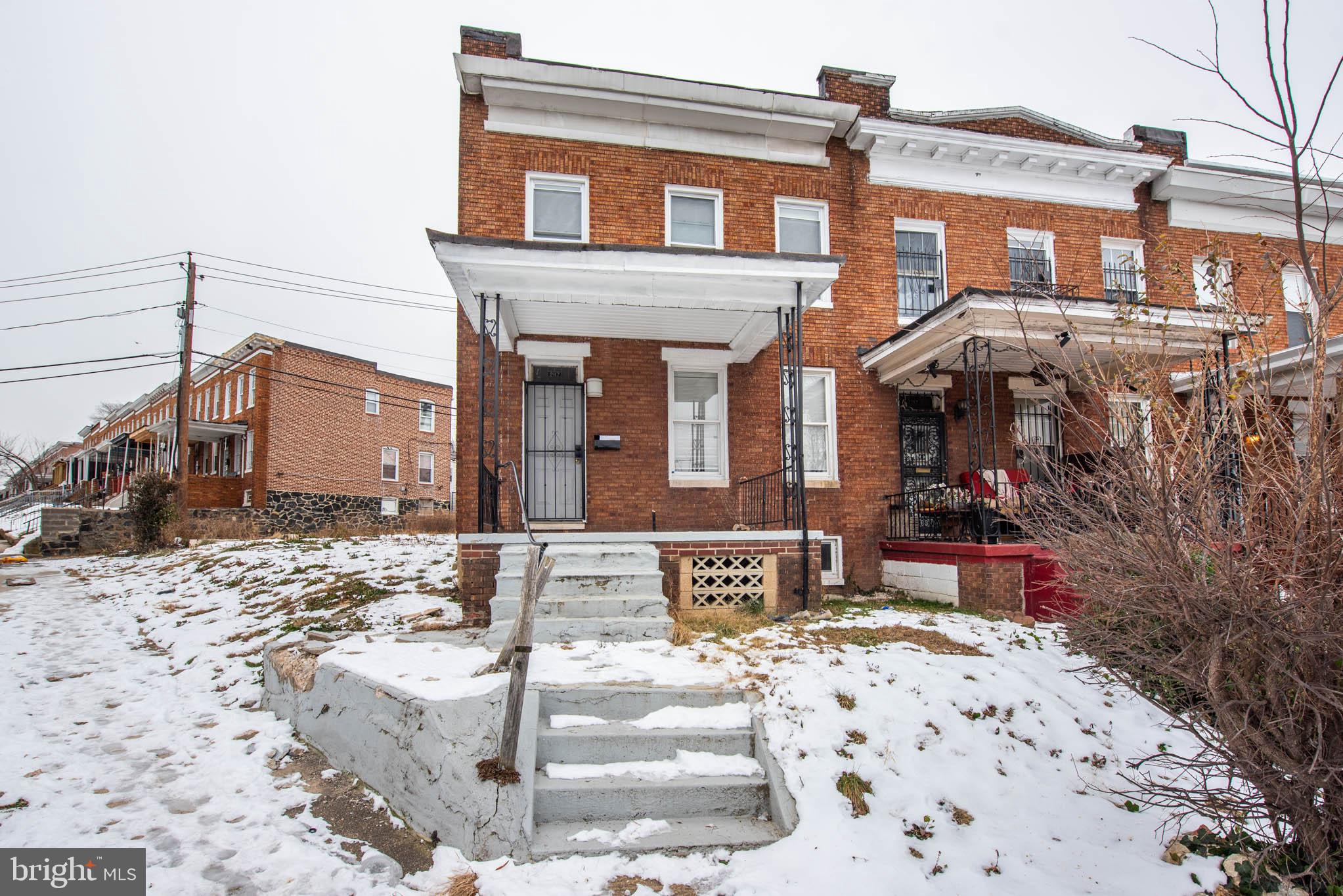 2117 Belair Road Baltimore, MD 21213 - Photo 26 of 27 front entrance and deck