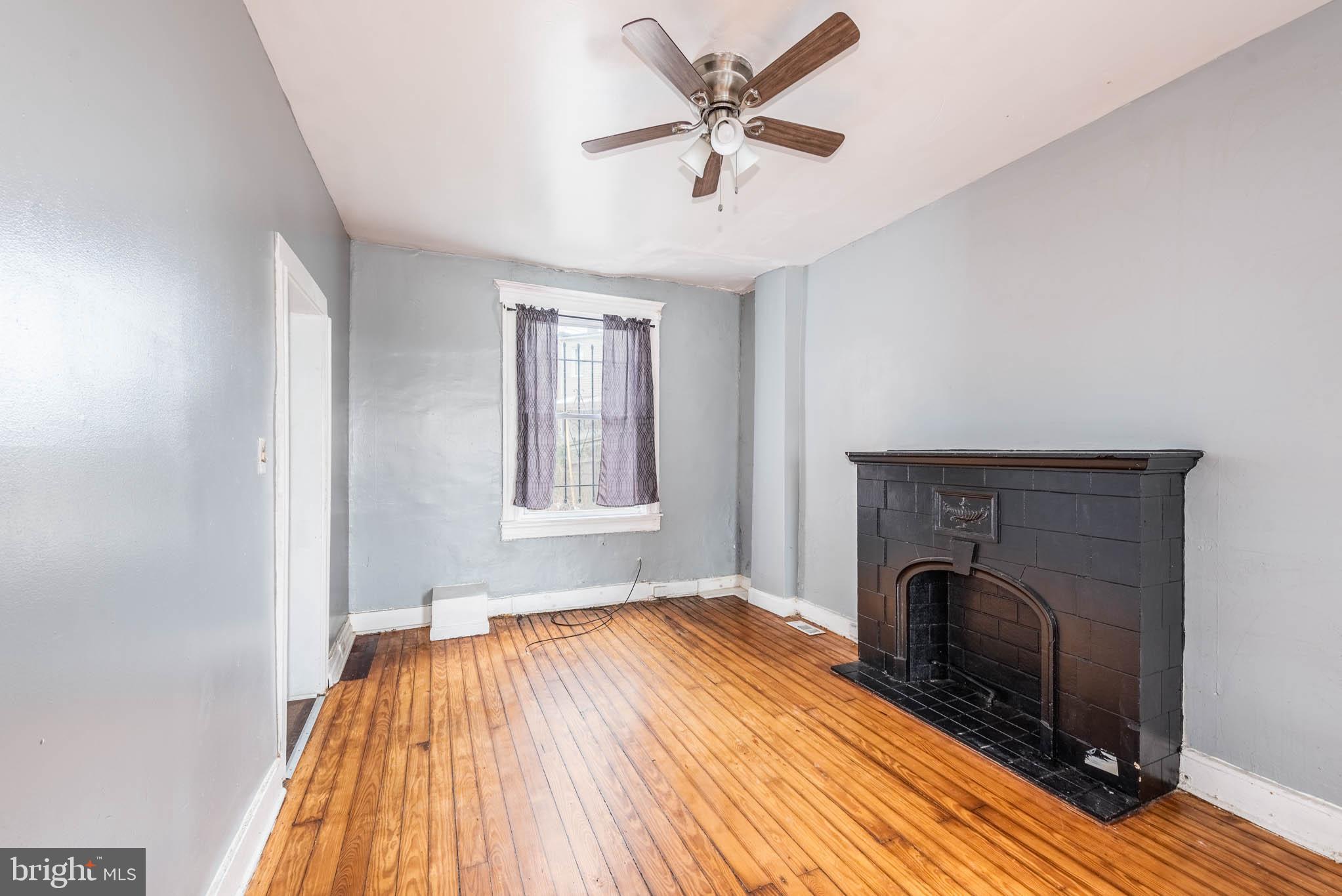 2117 Belair Road Baltimore, MD 21213 - Photo 5 of 27 living room