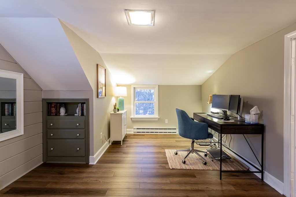 27 Sumner Road Weymouth, MA 02189 - Photo 14 of 21 Gallery Image 14