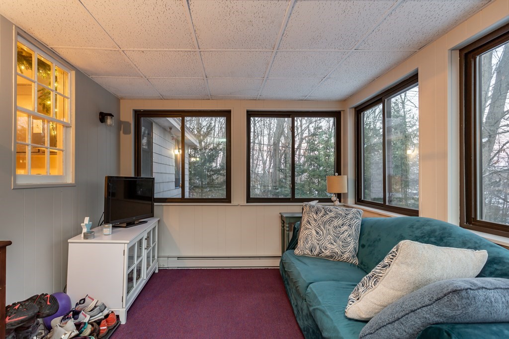 27 Sumner Road Weymouth, MA 02189 - Photo 19 of 21 Gallery Image 19