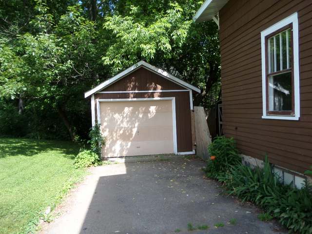 224 Highview Parkway Rhinelander, WI 54501 - Photo 2 of 12 Gallery Image 2
