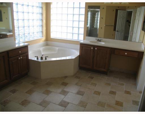 1020 Center Stone Lane Riviera Beach, FL 33404 - Photo 13 of 33 Master Bath Origional