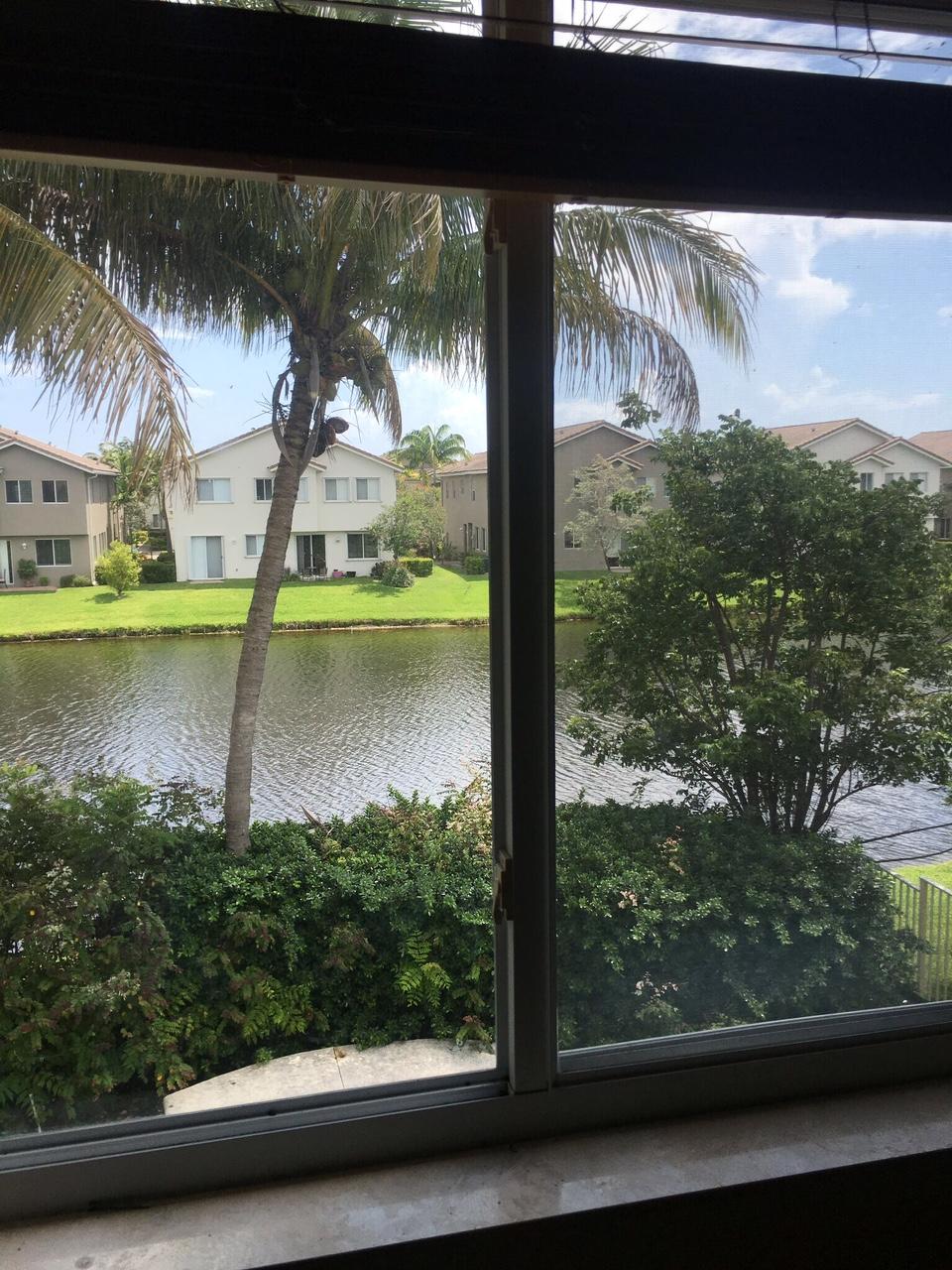 1020 Center Stone Lane Riviera Beach, FL 33404 - Photo 3 of 33 IMG_3278