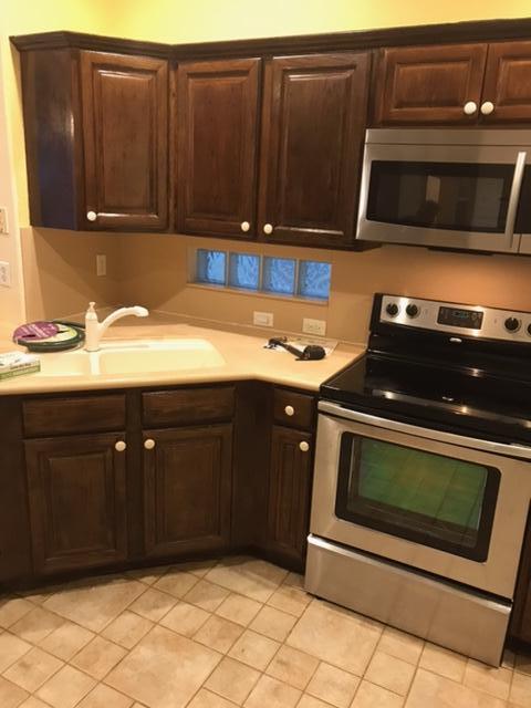 1020 Center Stone Lane Riviera Beach, FL 33404 - Photo 8 of 33 IMG_4057