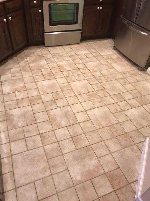 1020 Center Stone Lane Riviera Beach, FL 33404 - Photo 10 of 33 IMG_4056