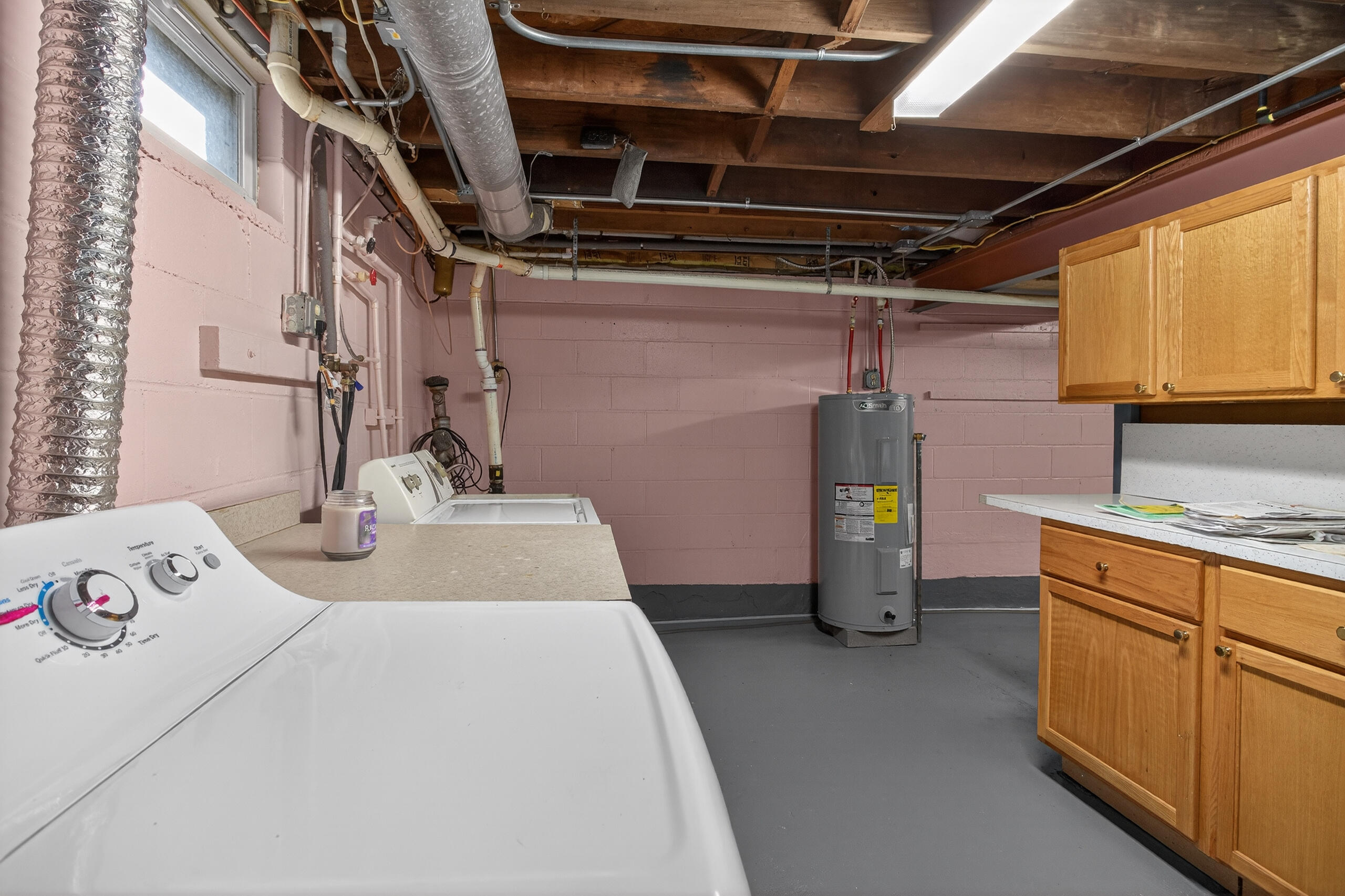 6246 Brooklyn Road Jackson, MI 49201 - Photo 38 of 72 Laundry Room