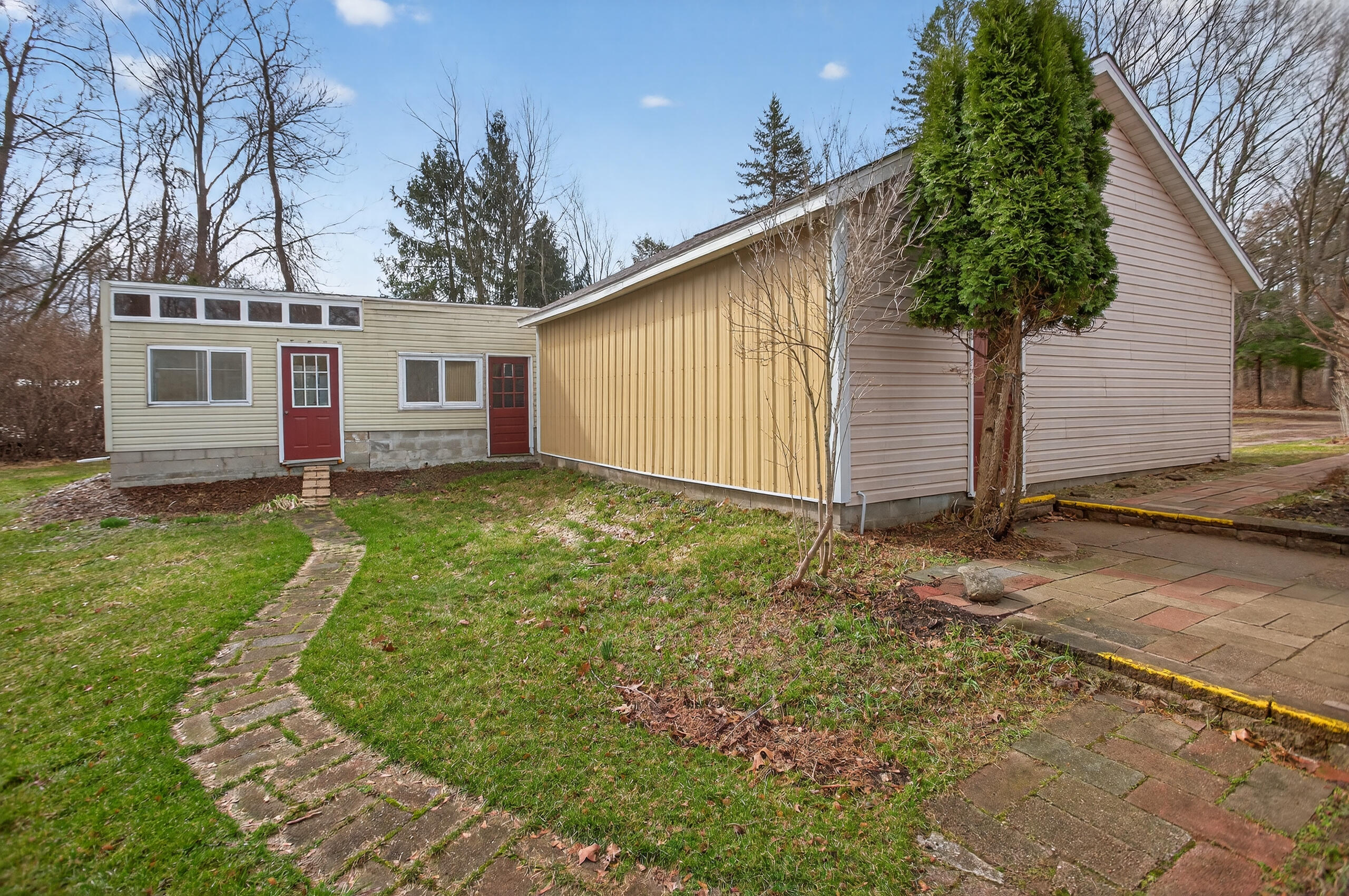 6246 Brooklyn Road Jackson, MI 49201 - Photo 6 of 72 Front of Canning Kitchen