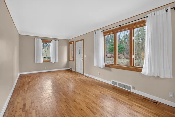 $389,900 | 6246 Brooklyn Road, Jackson, MI 49201