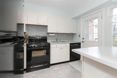 $399,000 | 3 Peck Avenue, Unit 311B, Rye, NY 10580