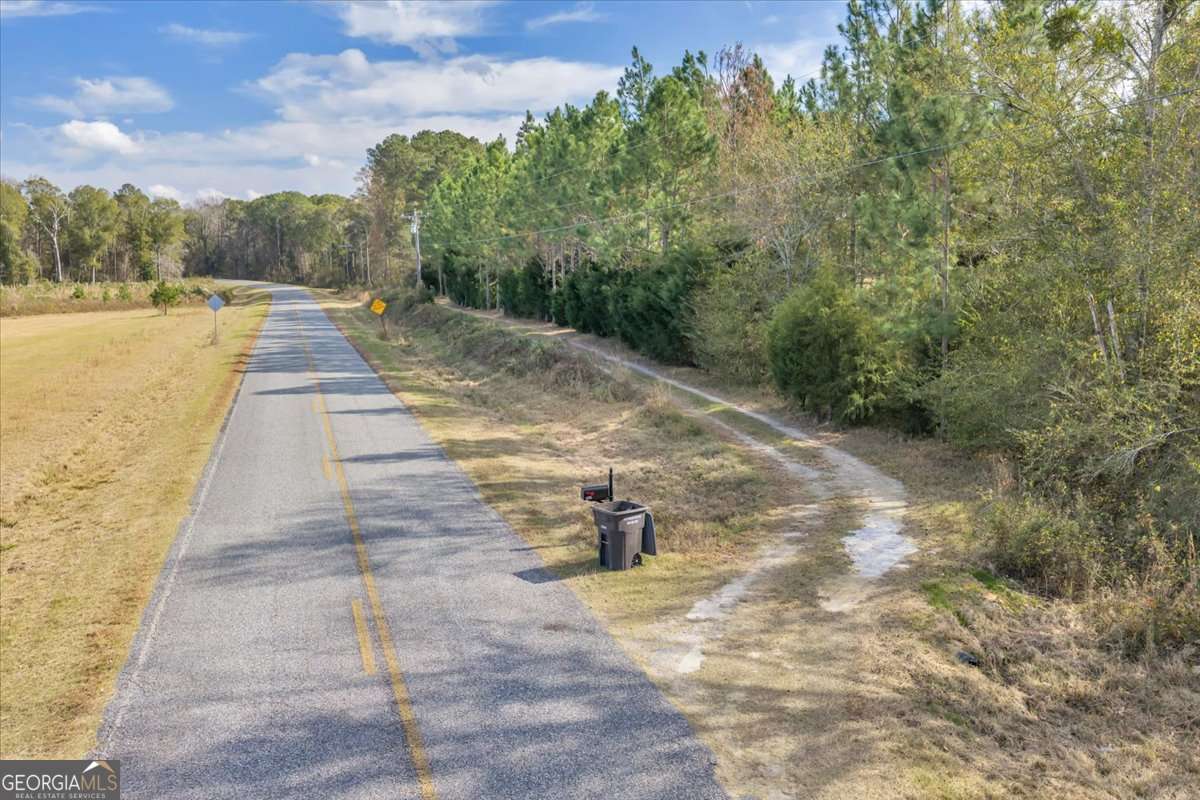 11157 Cannonville Road Rochelle, GA 31079 - Photo 27 of 38 a view of a yard