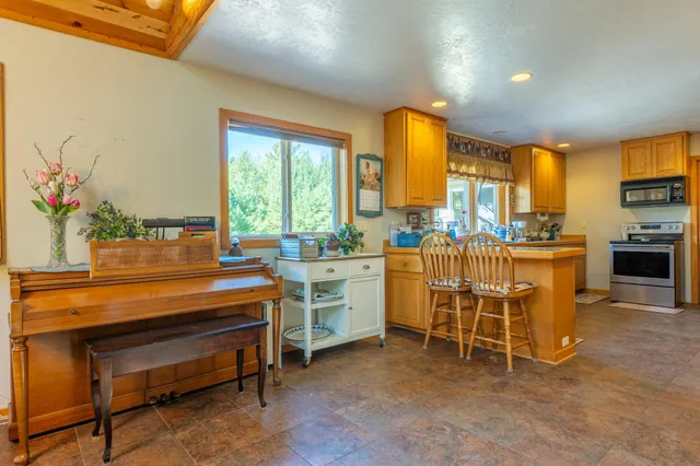 $295,000 | 1326 North 21st Avenue East, Ely, MN 55731