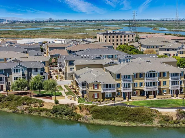 $1,170,000 | 636 Fan Tail Way, Unit 905, Redwood City, CA 94063