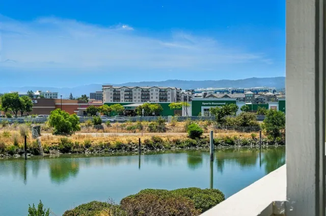 $1,170,000 | 636 Fan Tail Way, Unit 905, Redwood City, CA 94063