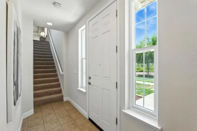 $1,170,000 | 636 Fan Tail Way, Unit 905, Redwood City, CA 94063