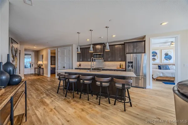 $1,350,000 | 182 Havens Place Drive, Unit 2D, Lake Ozark, MO 65049