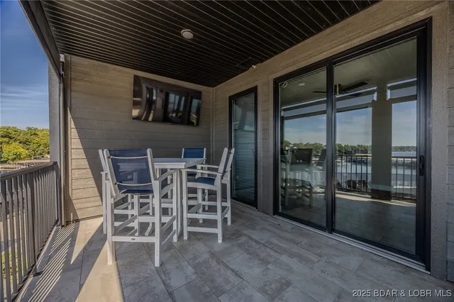 $1,450,000 | 182 Havens Place Drive, Unit 2D, Lake Ozark, MO 65049