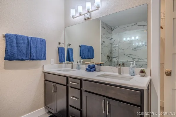 $1,350,000 | 182 Havens Place Drive, Unit 2D, Lake Ozark, MO 65049