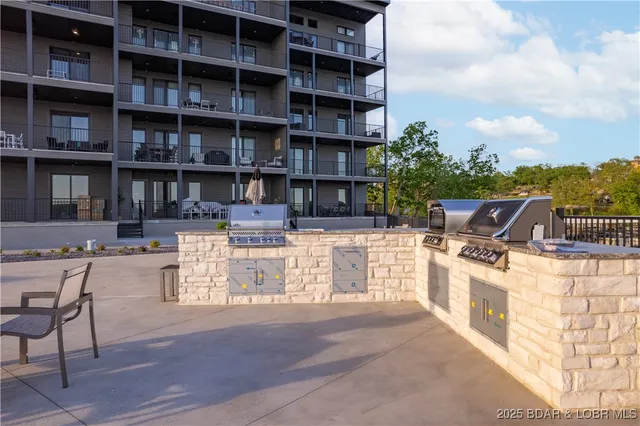 $1,450,000 | 182 Havens Place Drive, Unit 2D, Lake Ozark, MO 65049