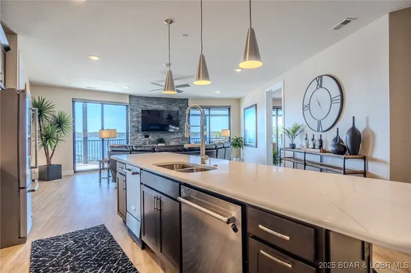 $1,350,000 | 182 Havens Place Drive, Unit 2D, Lake Ozark, MO 65049